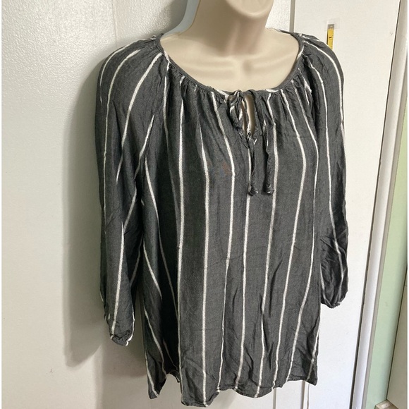 COMO BLACK Silver Gray with White Embroidered Vertical Stripe Peasant Blouse LRG - Picture 2 of 12
